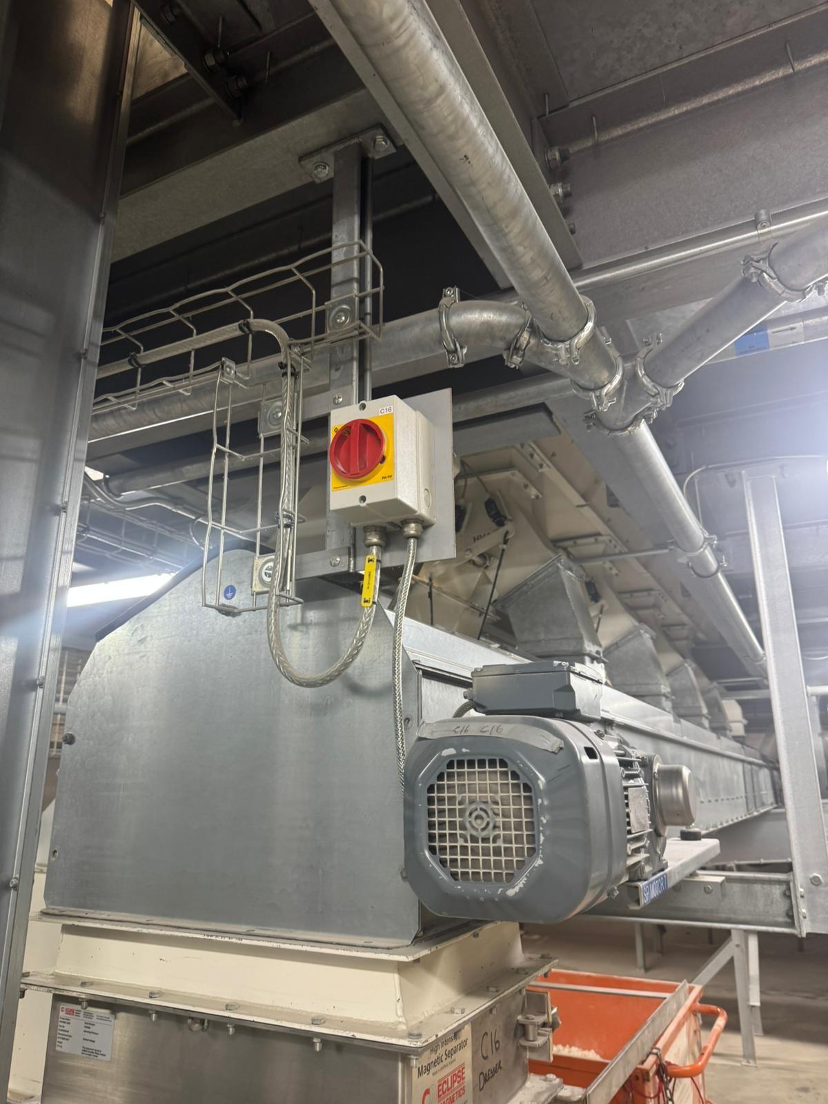 Separator drive wiring