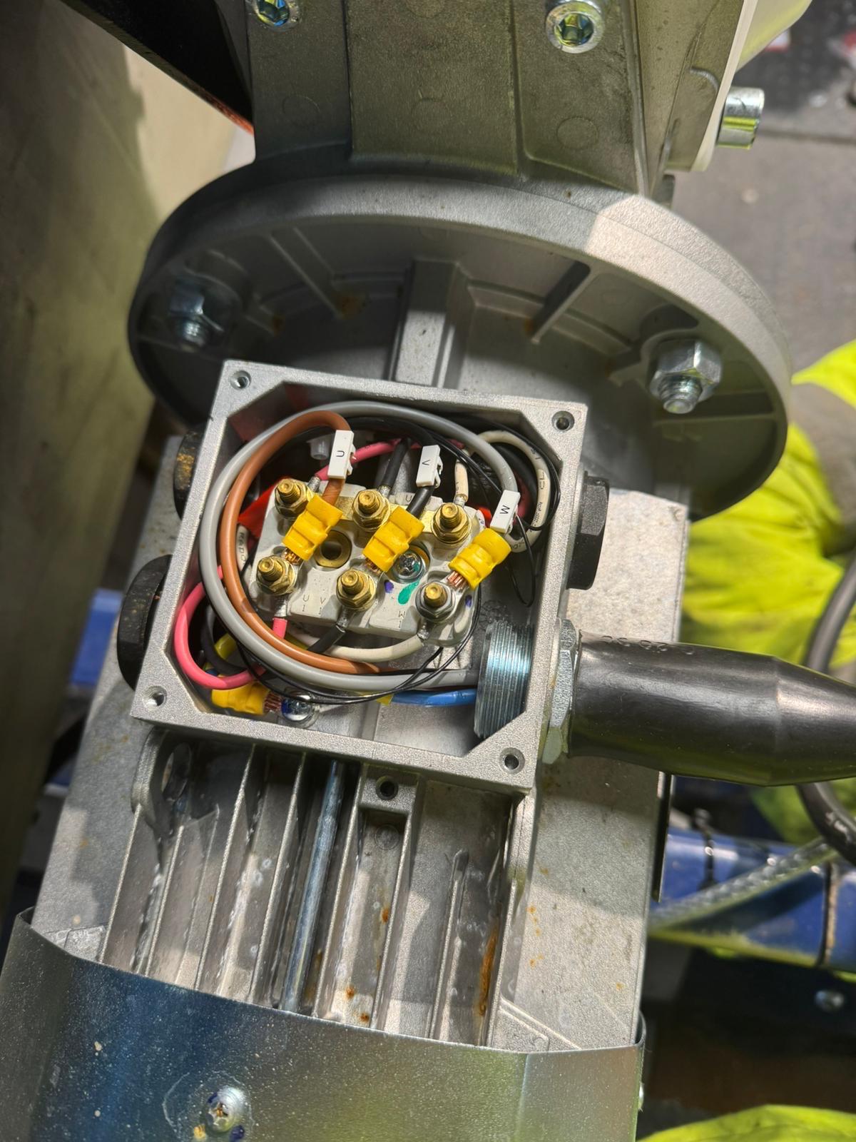 Motor terminations